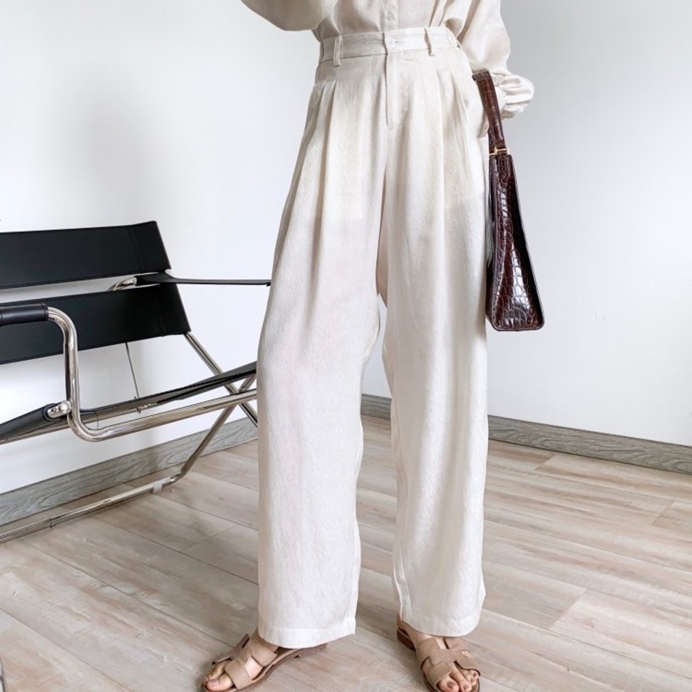 Raquel Allegra cream white pants